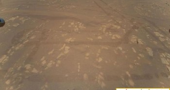 Bức ảnh màu đầu tiên trực thăng NASA chụp trên sao Hỏa
