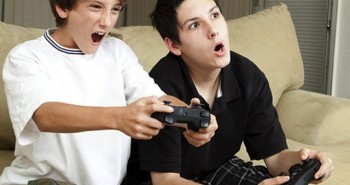 
                            Cảnh giác với trò chơi điện tử có khả năng đầu độc tâm hồn trẻ
                        