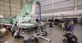 Máy bay siêu thanh 1.500km/h của NASA lắp đặt cụm đuôi