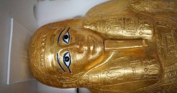 Mỹ trả quan tài vàng của thầy tế cổ đại cho Ai Cập