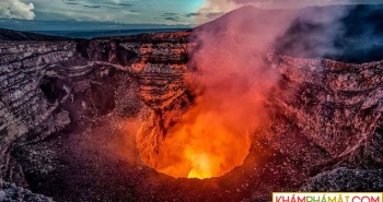 Hy hữu du khách sống sót sau khi rơi vào miệng núi lửa đang hoạt động ở Hawaii