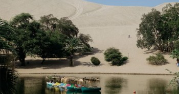 "Phép lạ" ở thị trấn nằm giữa sa mạc khô cằn nhất thế giới