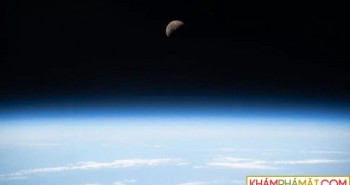 Mặt trăng bắt đầu quỹ đạo nhật thực toàn phần trong năm 2024