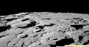 Nhà khoa học của NASA cho biết: Sự sống có thể đã tồn tại trên Mặt trăng!